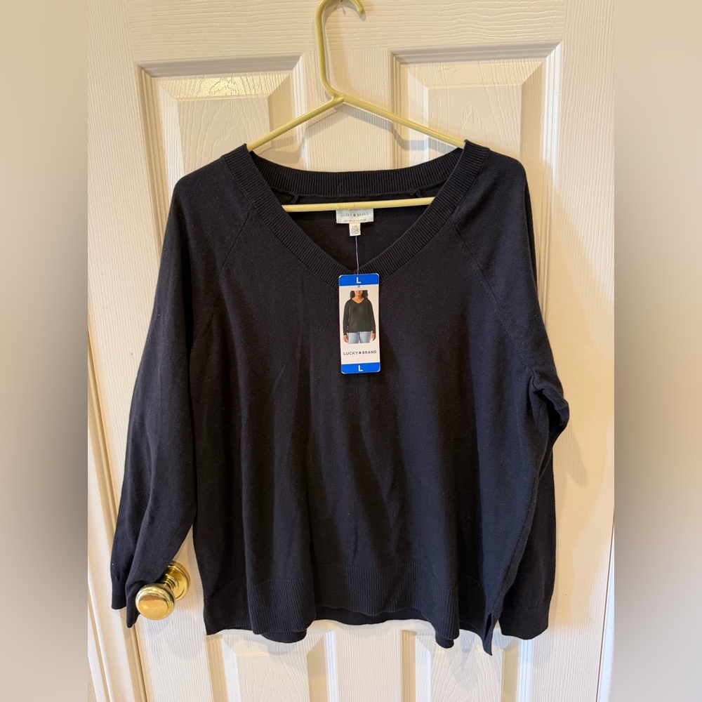 Lucky Brand Women's Navy-Black V-Neck Pullover Sweater